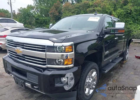 2016 Chevrolet Silverado K2500 High Country z USA, uszkodzony, nr VIN 1GC1KXEG2GF306783